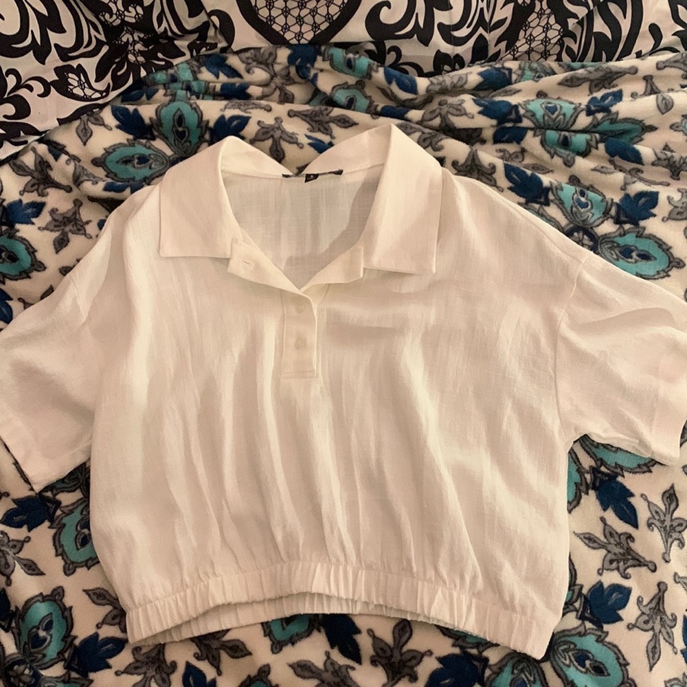 Kendall and Kylie white cropped shirt